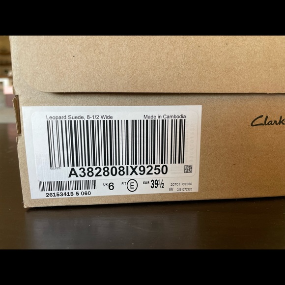 Clarks Leopard Sued Shoes - Picture 4 of 5